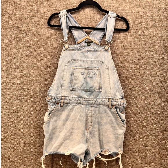 Wild Fable Womens Denim Overalls Small Cottagecore Shorts Distressed Light Wash - Picture 1 of 12